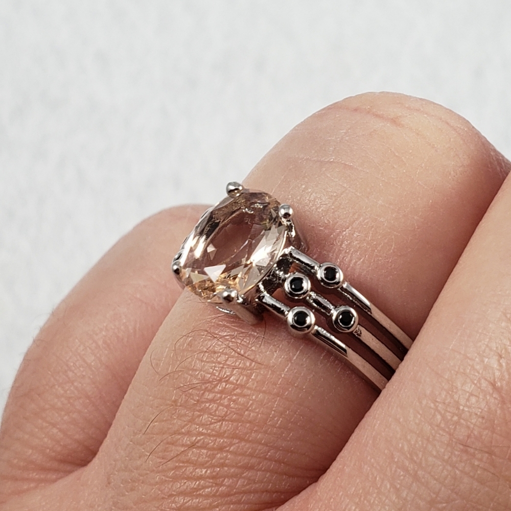 Morganite And Bezel Set Spinel Ring - Picture 8 of 8